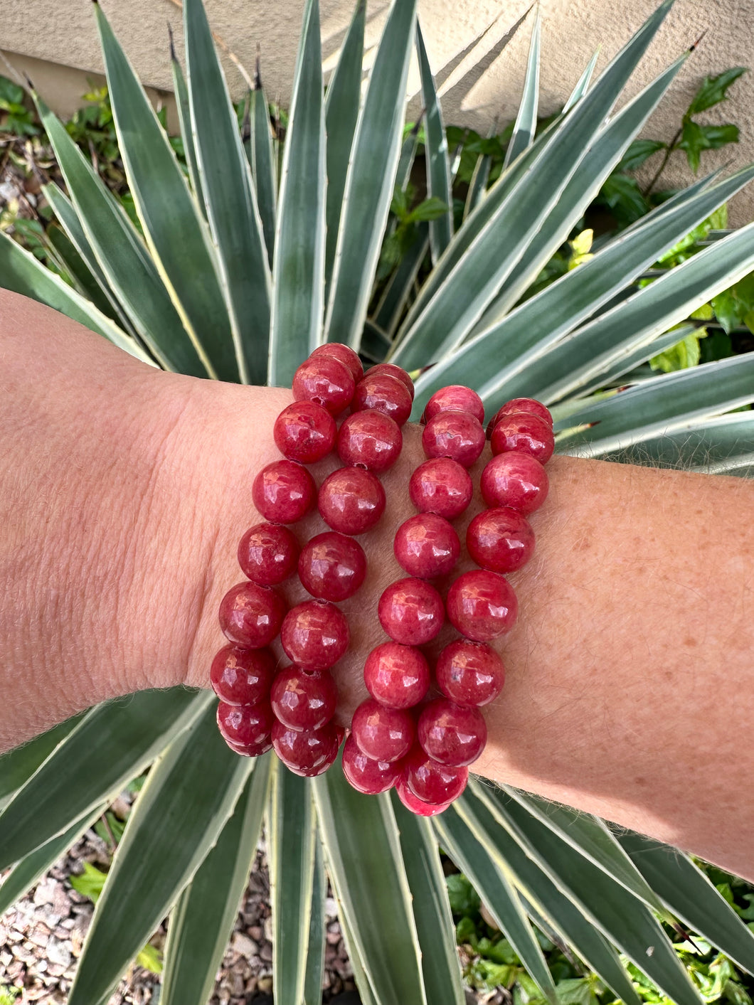 Gem Rhodonite and Lava Rock Aromatherapy Essential Oil Diffuser Bracelet