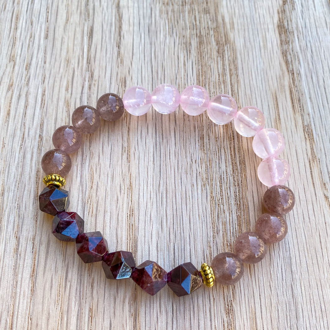 Garnet, Rose Quartz and Strawberry Quartz Bracelet (8mm beads)
