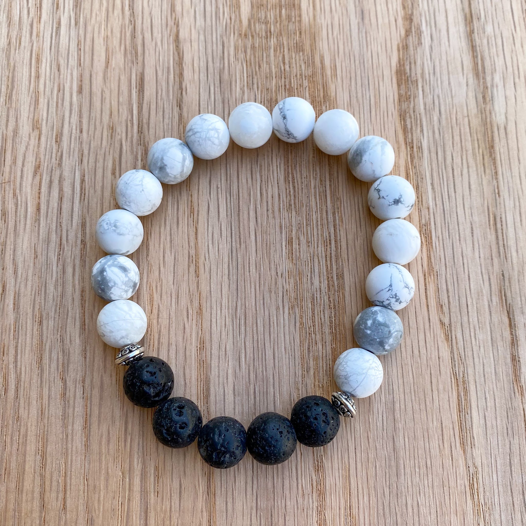 White Howlite (Matte) Aromatherapy Essential Oil Diffuser Bracelet (10mm beads)